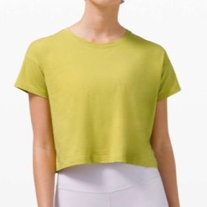 Lululemon Cates Tee
Yellow Pear
Size 10